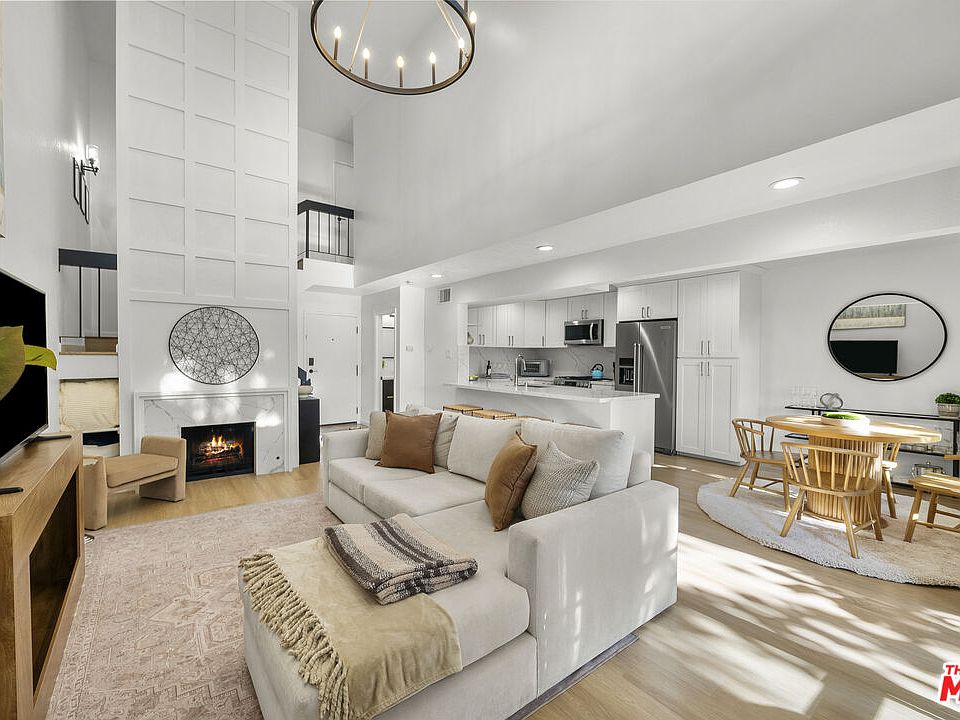 Studio City Condo with Two Primary Suites in Studio City